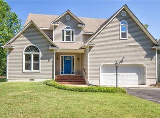 2424 Early Settlers Rd, North Chesterfield, VA 23235
