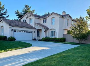 1044 Darwin Dr, Oceanside, CA 92056