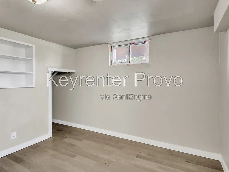 1304 E 520 South St — Photo 19