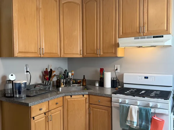 32 North St, Madison, NJ 07940
