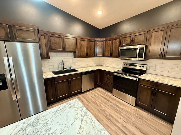 2nd image of 2504 E Copalis Pl