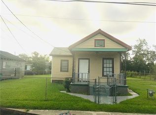 211 Avondale Garden Rd, Avondale, LA 70094
