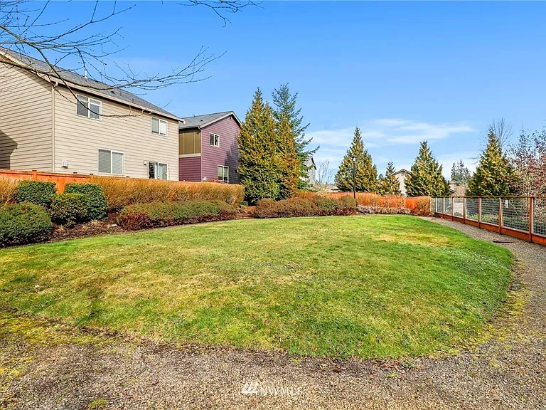 1326 158th Pl SW — Photo 36
