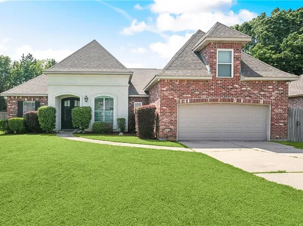 217 Turning Leaf Ln, Madisonville, LA 70447