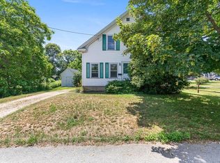 18 Austin St, South Kingstown, RI 02879