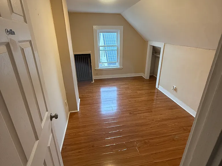 6 Cross St #1 — Photo 11