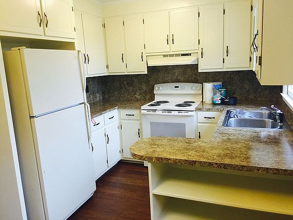 3rd image of 178 Morningside Dr #1&2