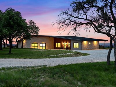 2058 Axis Cir, Fredericksburg, TX, 78624