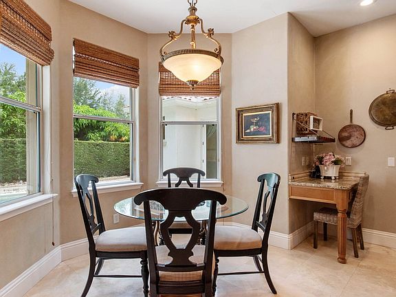 5th image of 248 Maison Ct