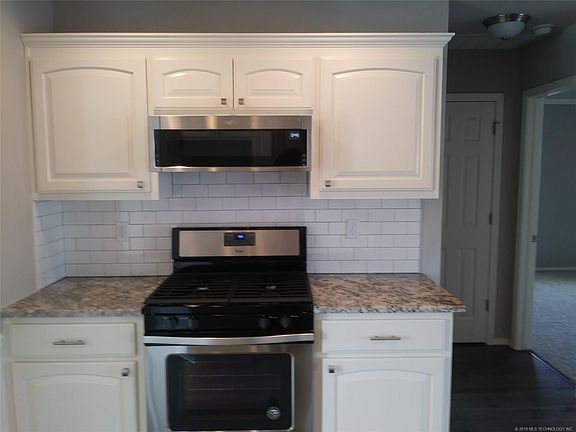 4th image of 21243 E 40th St S