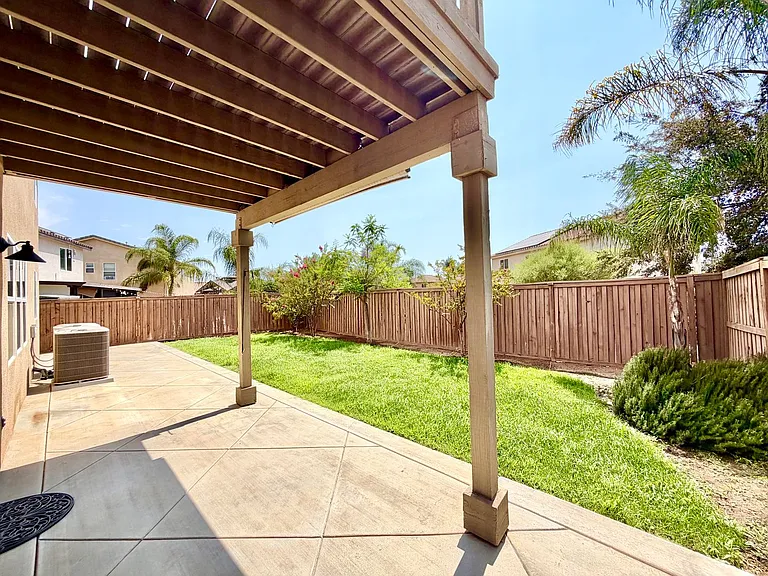 36367 Sicily Ln — Photo 46