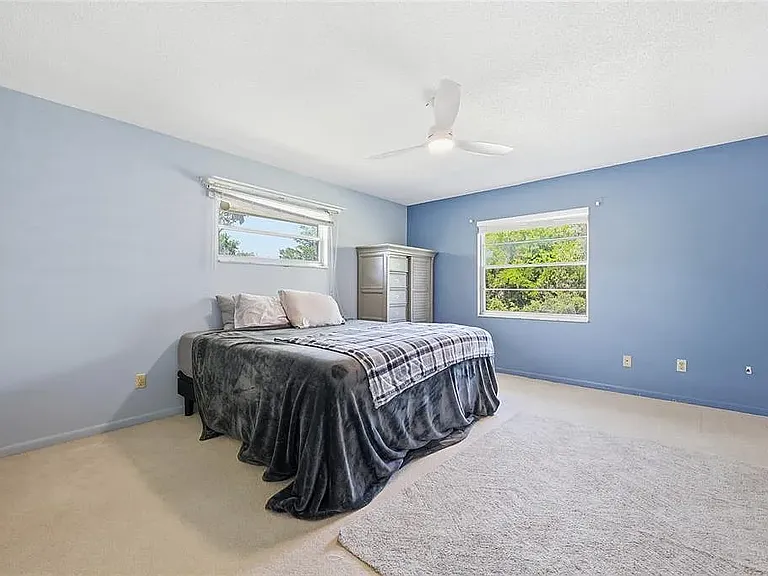 2325 Lauderdale Ct — Photo 9