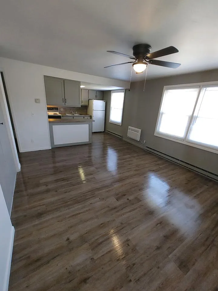 5 Orchard Park - 2B — Photo 2