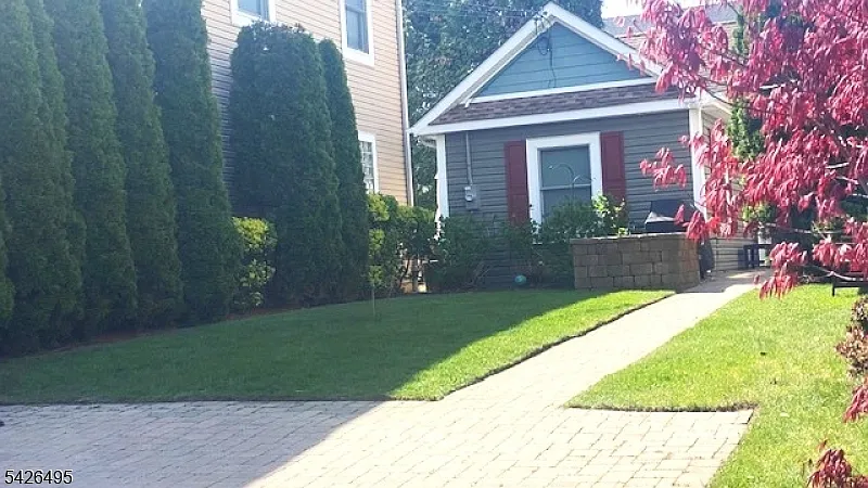 2 bed, 1.5 bath, $3,850 — Photo 3