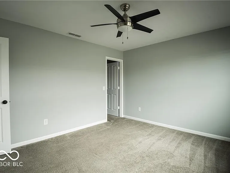 15665 Eastpark Dr — Photo 56