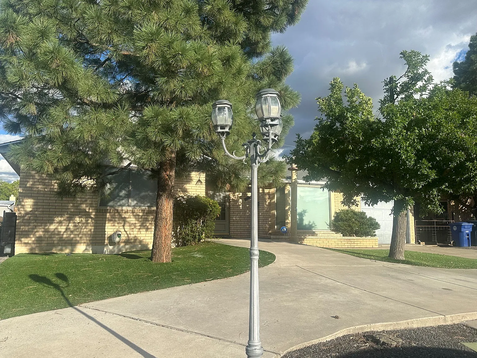 3 bed, 1755 sqft, $1,950 — Photo 2