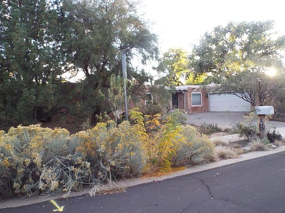 2nd image of 1400 Camino Amparo NW
