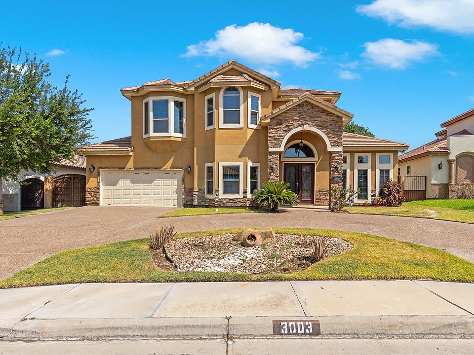 1st image of 3003 Dickinson Dr