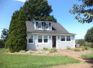 1906 5th St, Radford, VA 24141