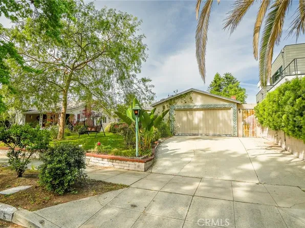 5055 Willowcrest Ave, North Hollywood, CA 91601
