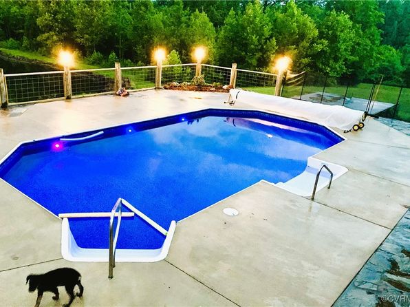 1311 Overton Rd, Victoria, VA 23974