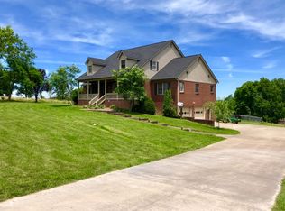 475 Arrowhead Springs Ln, Versailles, KY 40383