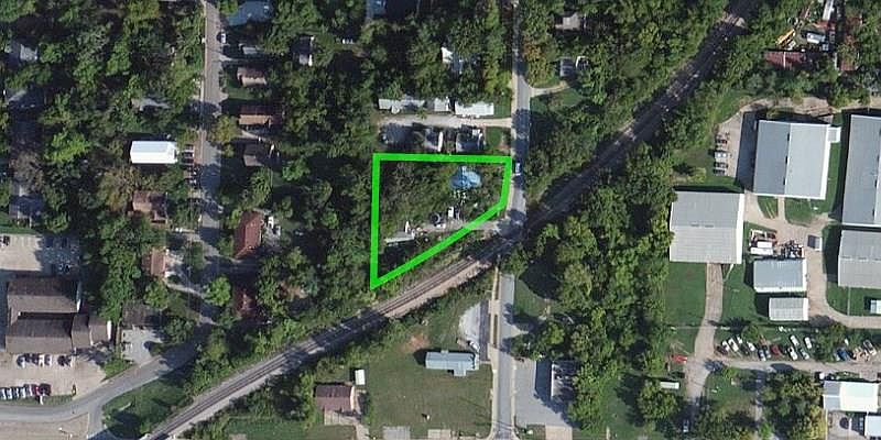 1st image of 433 S Hill Ave
