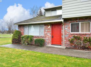1430 NE Hogan Dr, Gresham, OR 97030
