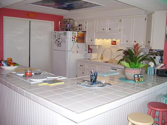 5th image of 900 Gulf Shore Dr Unit 3033
