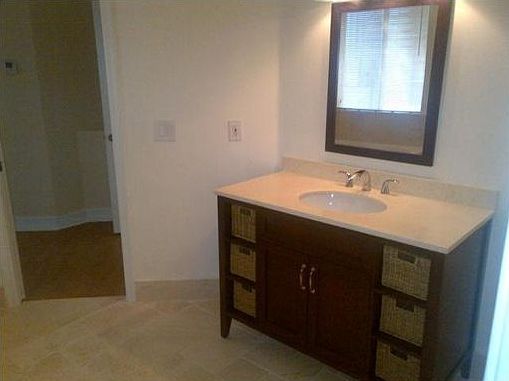 4th image of 2653 Oakbrook Dr