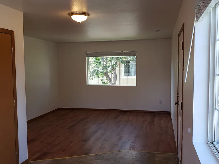 407 S Ruby St #2 — Photo 8