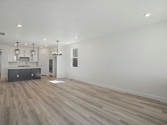 The Byers Floorplan, images taken at Murphy Creek