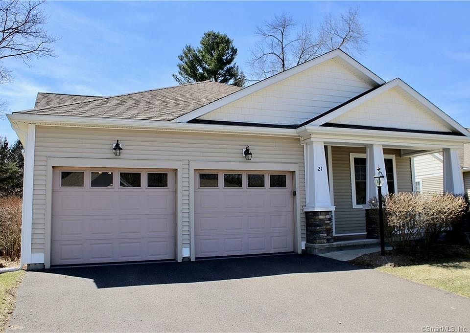 1st image of 21 Riverview Dr