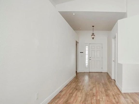 5th image of 2024 Newtown Rd
