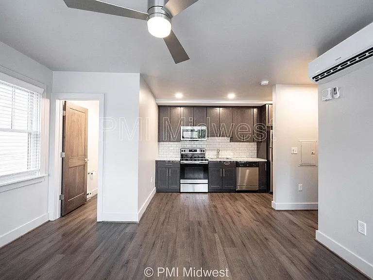Priscilla Apartments — Photo 17
