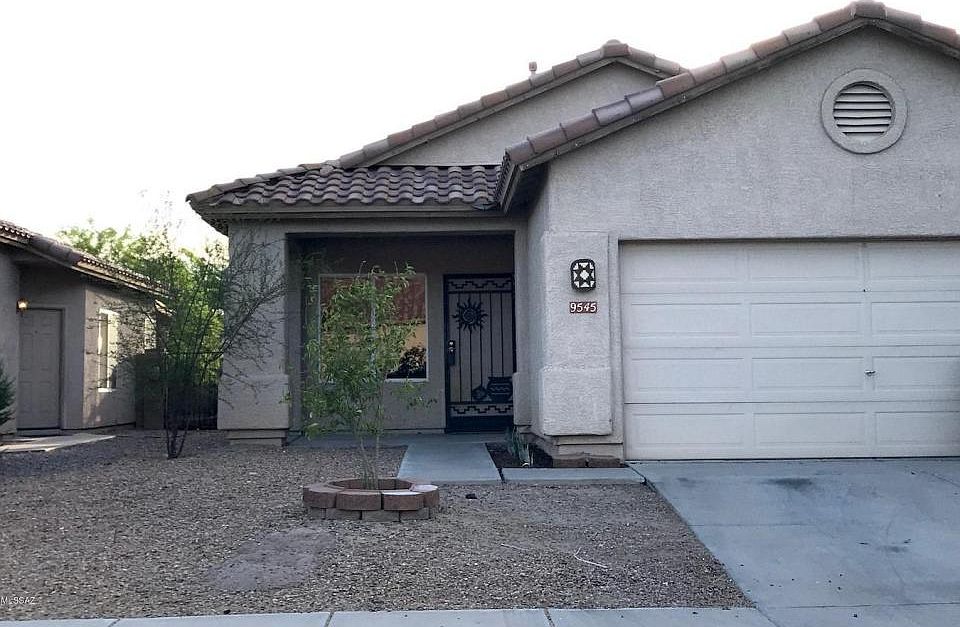 1st image of 9545 N Englewood Dr
