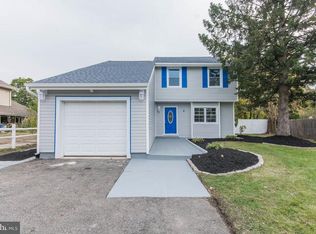 2 Dogwood Ct, Blackwood, NJ 08012