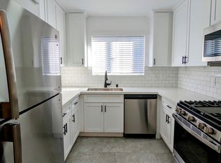 325 S Rexford Dr, Beverly Hills, CA 90212