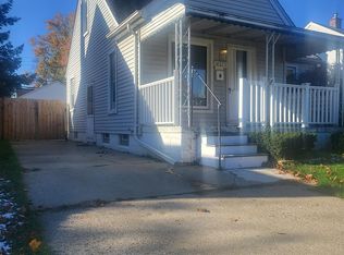 14575 Russell Ave, Allen Park, MI 48101