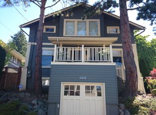 2202 Nob Hill Ave N, Seattle, WA 98109