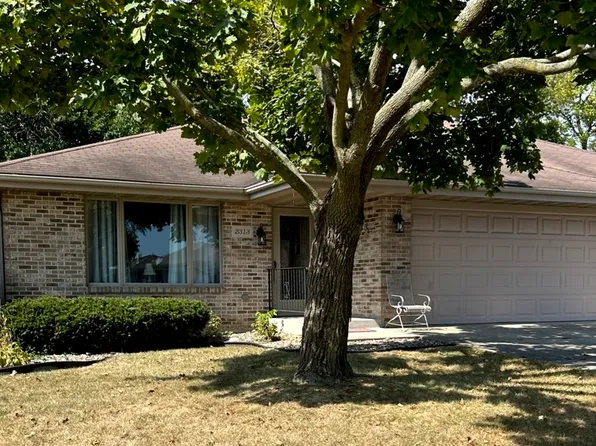 2313 Lynwood St, Morris, IL 60450