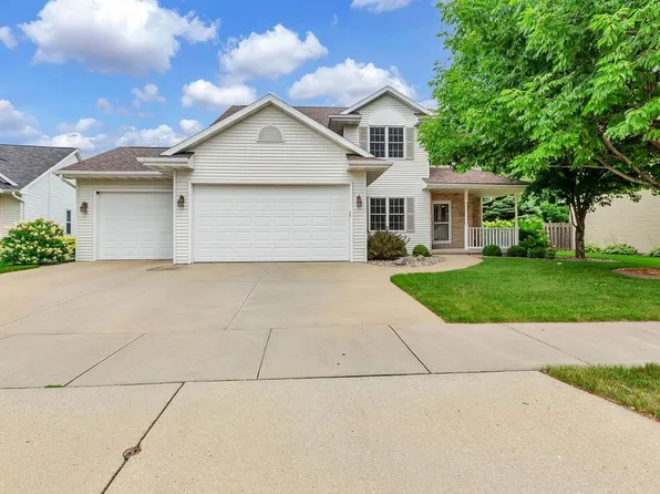 3100 E Greenleaf Dr, Appleton, WI 54915