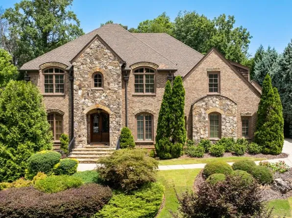 830 Camden Park Ct NE, Atlanta, GA 30342