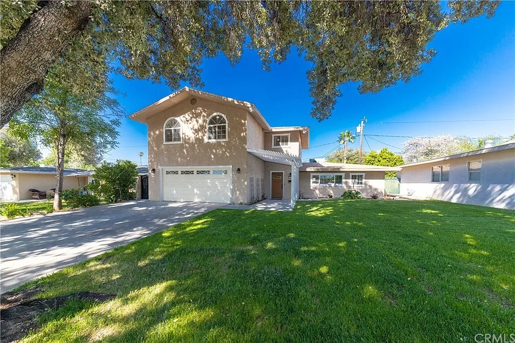 Building Photo - 715 Coronado Dr