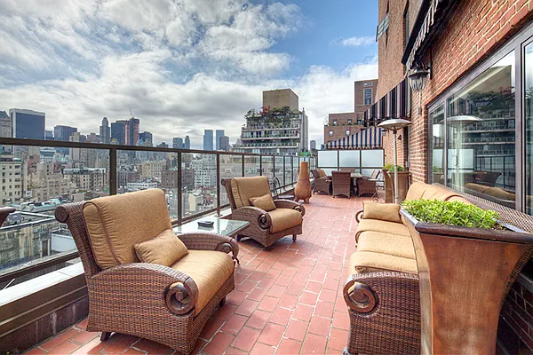 Rented by Brown Harris Stevens | media 2