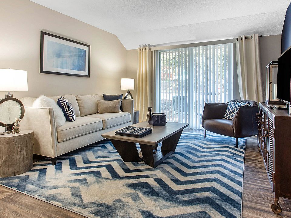 Experience comfort and elegance in this beautifully designed living space.