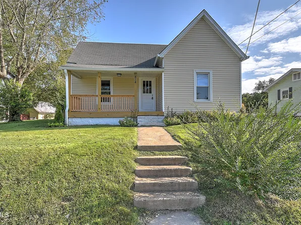 474 Whitt St, Bristol, VA 24201