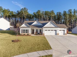 185 Manor Dr, Hull, GA 30646