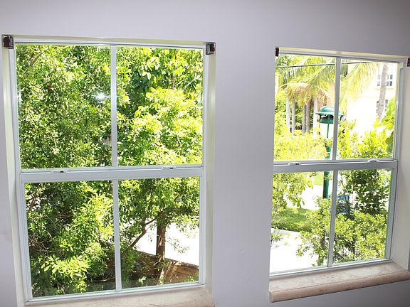 5th image of 18470 NE 30th Ave #18470