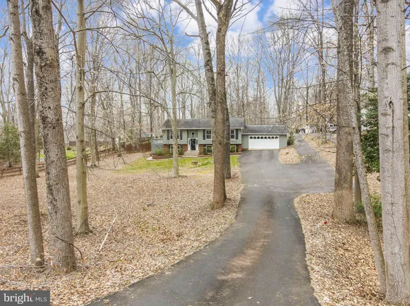 14868 Prestige Dr, Woodbridge, VA 22193